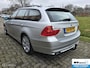 BMW 3-Serie Touring 320i High Executive lees tekst!!