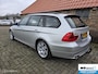 BMW 3-Serie Touring 320i High Executive lees tekst!!
