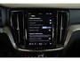 Volvo V60 2.0 T8 Plug-in hybrid AWD Plus Dark / Opendak / LED / H&K / Pilot assist / Leder