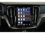Volvo V60 2.0 T8 Plug-in hybrid AWD Plus Dark / Opendak / LED / H&K / Pilot assist / Leder