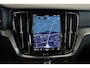 Volvo V60 2.0 T8 Plug-in hybrid AWD Plus Dark / Opendak / LED / H&K / Pilot assist / Leder