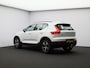 Volvo XC40 2.0 B4 Plus Dark / Trekhaak / Stoel+stuur+voorruitverwarming / Harman Kardon / Elektr. bed. stoelen
