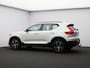 Volvo XC40 2.0 B4 Plus Dark / Trekhaak / Stoel+stuur+voorruitverwarming / Harman Kardon / Elektr. bed. stoelen