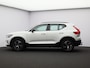 Volvo XC40 2.0 B4 Plus Dark / Trekhaak / Stoel+stuur+voorruitverwarming / Harman Kardon / Elektr. bed. stoelen