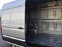 Volkswagen Crafter Bedrijfswagens L3H3 Trendline 103kW 140pk 3T GVW 6 versn.hand VW Bedrijfswagens Crafter Trendline 2.0 TDI L3H3 (140 pk) 103 kW pk 6 versn. | BPM vrij | Middelhoog dak (h3) | App-connect | Comfort bestuurdersstoel | Licht- en regensensor | Stoelbekleding kunstleder "mesh" |