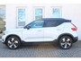 Volvo XC40 T4 Recharge R-Design | Panoramadak | Verwarmbare voorstoelen en stuurwiel | 360 graden camera | Premium audio by Harman Kardon | Adaptieve cruise control