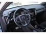 Volvo XC40 T4 Recharge R-Design | Panoramadak | Verwarmbare voorstoelen en stuurwiel | 360 graden camera | Premium audio by Harman Kardon | Adaptieve cruise control