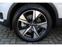 Volvo XC40 T4 Recharge R-Design | Panoramadak | Verwarmbare voorstoelen en stuurwiel | 360 graden camera | Premium audio by Harman Kardon | Adaptieve cruise control