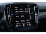Volvo XC40 T4 Recharge R-Design | Panoramadak | Verwarmbare voorstoelen en stuurwiel | 360 graden camera | Premium audio by Harman Kardon | Adaptieve cruise control