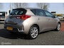 Toyota Auris 1.8 Hybrid Executive, Stoelverwarming, Pdc voor + achter + camera, Cruise, Clima, Navigatie, Dealer onderhouden !