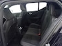Volvo XC40 1.5 T5 Recharge Ultimate Dark | Trekhaak | Panoramadak | BLIS | Adaptive Cruiscontrol | Stoelverwarming | PDC | Harman Kardon Audio |
