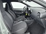 Toyota Aygo X 1.0 VVT-i MT Envy Canvas Dak | BTW voertuig | Parkeersensoren voor+achter | Groot Multimedia scherm | Climate Control | Draadloze telefoonlader |