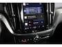 Volvo V60 2.0 B4 Ultimate Dark Panorama / Opendak /Leder / HUD / Pilot Assist / HarmanKardon / CarPlay