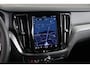 Volvo V60 2.0 B4 Ultimate Dark Panorama / Opendak /Leder / HUD / Pilot Assist / HarmanKardon / CarPlay