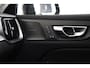 Volvo V60 2.0 B4 Ultimate Dark Panorama / Opendak /Leder / HUD / Pilot Assist / HarmanKardon / CarPlay