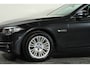 BMW 5-Serie Touring 520i Luxury Edition / Panorama / Leder / LED / Memory