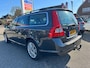 Volvo V70 2.4D Limited Edition Apk 15/4/27,Dealer ondh,Airco,Cruise,Navi,Trekhaak