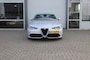 Alfa Romeo Giulia 2.0 T Q4 AWD 280PK VELOCE/ORIG.NL/GEDOCUMENTEERD/KEYLESS/MEMORY/19