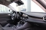 Alfa Romeo Giulia 2.0 T Q4 AWD 280PK VELOCE/ORIG.NL/GEDOCUMENTEERD/KEYLESS/MEMORY/19