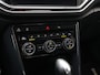 Volkswagen T-Roc R-Line 1.5 TSI 150 pk DSG | Trekhaak | Digitale cockpit | Stoelverwarming | Navigatie | LED Koplampen