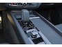 Volvo XC60 T6 Recharge AWD Core - IntelliSafe Assist & Surround - Parkeercamera achter - Verwarmde voorstoelen, stuur & achterbank - Parkeersensoren voor & achter - Draadloze tel. lader - Extra getint glas - 18' LMV
