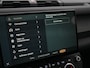 Land Rover Defender 110 2.0 P300e 110 Forest Edition | Cold Climate Pack | Meridian Sound System | 22" Wielen | Classic Spatlappen v/a | Treeplanken | Trekhaak | Panoramadak |