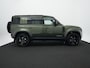Land Rover Defender 110 2.0 P300e 110 Forest Edition | Cold Climate Pack | Meridian Sound System | 22" Wielen | Classic Spatlappen v/a | Treeplanken | Trekhaak | Panoramadak |