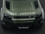 Land Rover Defender 110 2.0 P300e 110 Forest Edition | Cold Climate Pack | Meridian Sound System | 22" Wielen | Classic Spatlappen v/a | Treeplanken | Trekhaak | Panoramadak |