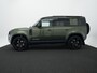 Land Rover Defender 110 2.0 P300e 110 Forest Edition | Cold Climate Pack | Meridian Sound System | 22" Wielen | Classic Spatlappen v/a | Treeplanken | Trekhaak | Panoramadak |