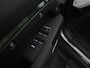 Land Rover Defender 110 2.0 P300e 110 Forest Edition | Cold Climate Pack | Meridian Sound System | 22" Wielen | Classic Spatlappen v/a | Treeplanken | Trekhaak | Panoramadak |