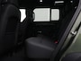 Land Rover Defender 110 2.0 P300e 110 Forest Edition | Cold Climate Pack | Meridian Sound System | 22" Wielen | Classic Spatlappen v/a | Treeplanken | Trekhaak | Panoramadak |