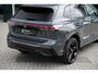 Volkswagen Tiguan 1.5 eHybrid R-Line | Panoramadak | Trekhaak | Comfort Pakket | Apple Carplay/Android Auto | LED koplampen adaptief |