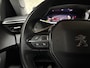 Peugeot 2008 1.2 PureTech Allure Sport 131Pk (VIRTUAL COCKPIT, APPLE CARPLAY, 360 CAMERA, KEYLESS, LEDER, SPORTSTOELEN, GETINT GLAS, LM VELGEN, CRUISE, NIEUWSTAAT)