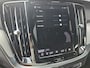 Volvo V60 2.0 T6 Plug-in hybrid AWD Plus Dark | Trekhaak | Verwarmde voorruit | Sportstoelen | 360 graden camera |