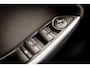 Ford Focus Wagon 1.0 EcoBoost Titanium | PDC | Navigatie | Voorruitverwarming | Cruise Control | Climate Control