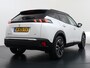 Peugeot e-2008 EV GT Pack 50 kWh | ACCU 93% | 3-Fase | Navigatie | Panoramisch schuifdak | 18 inch lichtmetalen velgen | Alcantara bekleding | Camera achter | Stoelverwarming | Adaptieve Cruise control
