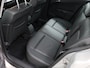 Opel Astra 1.6 Cosmo airco, leer, navi, cruisec, multifunctstuur, Voorstoelen verwarmd, parkeersensor achter, Binnenspiegel automatisch dimmend full options, De Opel Astra 1.6 Cosmo is een comfortabele en betrouwbare hatchback die bekendstaat om zijn fijne rijgedrag en praktische eigenschappen. De 1.6-liter benzinemotor biedt een goe