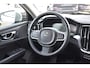 Volvo V60 B3 177PK Automaat Momentum Advantage | ACC | PDC | 17"LMV | Apple Carplay / Android |