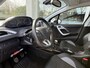 Peugeot 2008 1.2T 110pk Blue Lease Allure | PanoramaDak | Navigatie | Climate & Cruise Control | Achteruitrijd Camera | AppleCarplay/Anrdoid Auto | LMV |