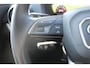 Audi Q2 35 TFSI S-Line Automaat/Panoramadak/Afneembare trekhaak/Virtual cockpit/Achteruitrijcamera/Parkeersensoren rondom/Apple carplay/Stoelverwarming/Climate control/Elektrische achterklep/Cruise control/DAB/19'' Lichtmetalen velgen.