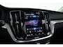 Volvo V60 2.0 T6 Plug-in hybrid AWD Plus Dark | Pano-dak | Head-up | 360 camera | Adap. Cruise | H&K Audio |
