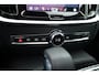 Volvo V60 2.0 T6 Plug-in hybrid AWD Plus Dark | Pano-dak | Head-up | 360 camera | Adap. Cruise | H&K Audio |