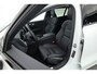 Volvo V60 2.0 T6 Plug-in hybrid AWD Plus Dark | Pano-dak | Head-up | 360 camera | Adap. Cruise | H&K Audio |