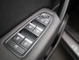 Renault Captur 1.3 TCe 140 Intens | Climate Control / ECC, Licht metalen velgen 18 inch | Trekhaak | Cruise control | Navigatie | Half lederen bekleding zwart | Park Distance Control voor en achter, Achteruitrijcamera | Dakrailing |