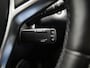 Renault Captur 1.3 TCe 140 Intens | Climate Control / ECC, Licht metalen velgen 18 inch | Trekhaak | Cruise control | Navigatie | Half lederen bekleding zwart | Park Distance Control voor en achter, Achteruitrijcamera | Dakrailing |