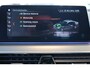 BMW 5-Serie 530e iPerformance Executive M-Sport Panoramadak/Head-Up Display/Apple carplay/Sfeerverlichting/Navigatie/Achteruitrijcamera/Stoelverwarming/Parkeersensoren Voor+Achter/Cruise Control/Sport Stoelen/Voorstoelen Elektrisch/Elektrische achterklep