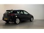 Volkswagen Golf 1.5 TSI Life Business Alcantara Sfeerverlichting Navigatie Parkeersensoren