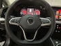 Volkswagen Golf 1.5 TSI Life Business Alcantara Sfeerverlichting Navigatie Parkeersensoren