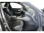 BMW 3-Serie Touring 330e xDrive M-Sport / Panorama / ACC / Cam / Carbon / CarPlay