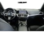 BMW 3-Serie Touring 330e xDrive M-Sport / Panorama / ACC / Cam / Carbon / CarPlay